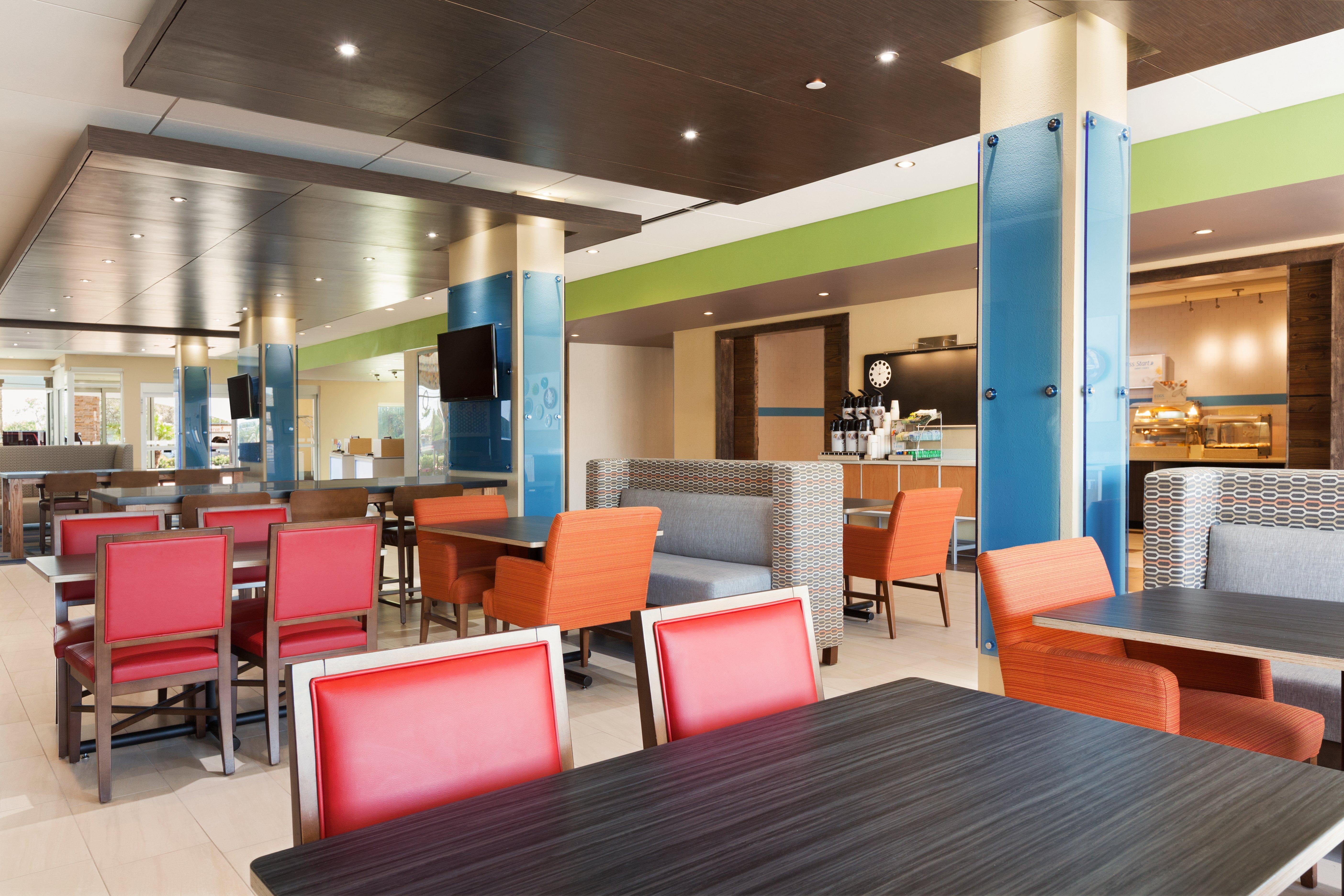 Holiday Inn Express & Suites Edinburg- Mcallen Area By Ihg Dış mekan fotoğraf