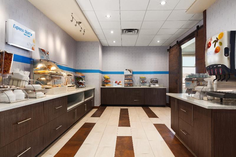 Holiday Inn Express & Suites Edinburg- Mcallen Area By Ihg Dış mekan fotoğraf